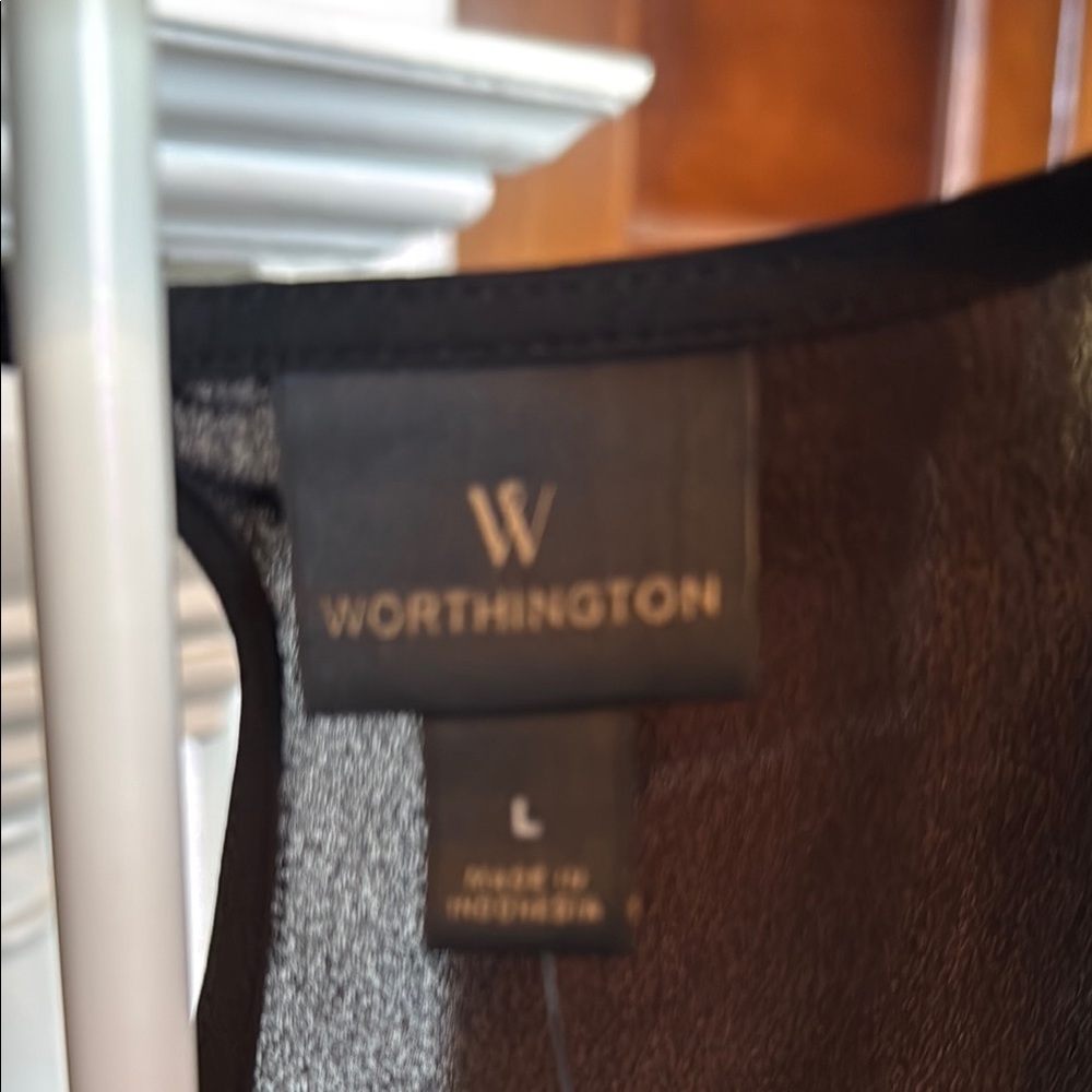 Worthington Black Ruffled bell sleeve Blouse. NWT. Retail‎ 37 - Picture 3 of 6